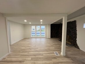 1301 E 6th St in Mishawaka, IN - Building Photo - Building Photo