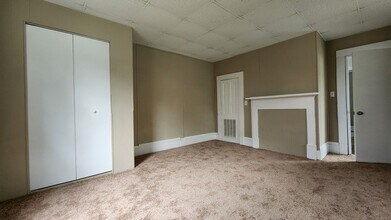 409 Hamilton St in Johnson City, TN - Building Photo - Building Photo