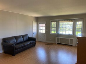 2373 Elinore Ave in Merrick, NY - Building Photo - Building Photo