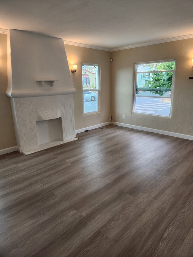 2600 56th Ave in Oakland, CA - Building Photo - Building Photo