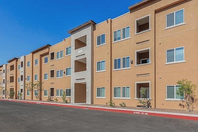 1330 New Harvest Pl in El Paso, TX - Foto de edificio - Building Photo