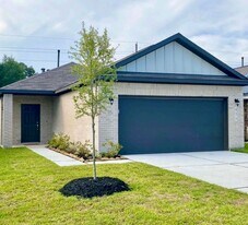 834 Redinger Ridge Dr in Huffman, TX - Building Photo