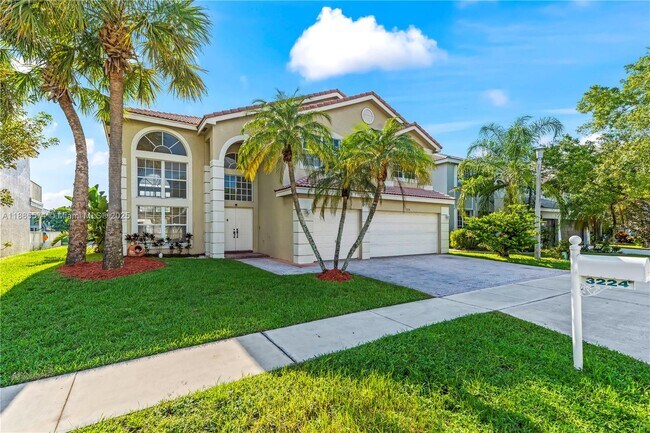 3224 SW 175th Ave in Miramar, FL - Building Photo - Building Photo