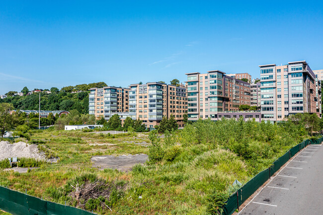 Weehawken 1800 in Weehawken, NJ - Foto de edificio - Building Photo