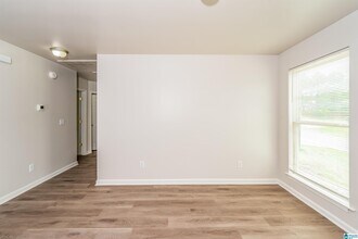 975 Moonlite Dr in Odenville, AL - Building Photo - Building Photo