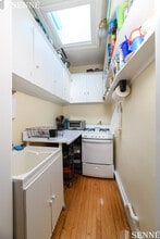 53 Laurel St in Somerville, MA - Building Photo - Building Photo