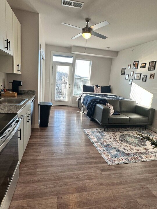 2746 Central Pkwy in Cincinnati, OH - Building Photo