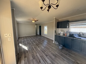 80 Redwood Ln in Atmore, AL - Foto de edificio - Building Photo