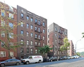 65 Seaman Ave in New York, NY - Building Photo - Building Photo