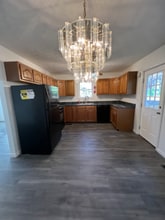 836 Lynn Brooke Pl in Charleston, WV - Building Photo - Building Photo