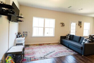 195 Gambrell Rd in Hinesville, GA - Building Photo - Building Photo