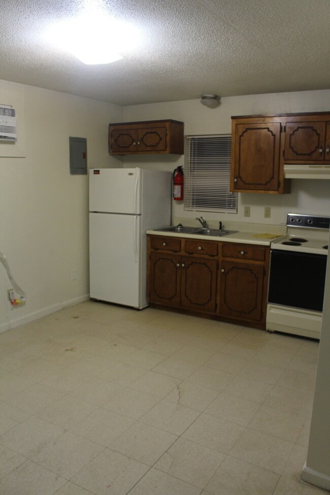 202 Reveres Way in Central, SC - Building Photo - Building Photo