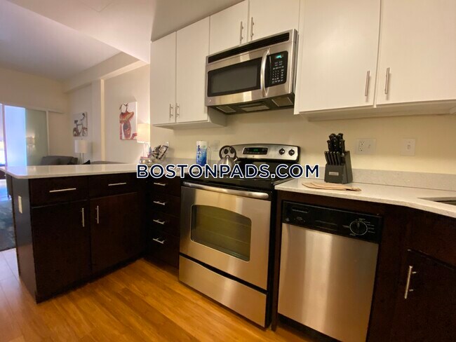 8 Winter Pl-Unit -605 in Boston, MA - Building Photo - Building Photo