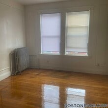 19 Mora St in Boston, MA - Building Photo - Building Photo