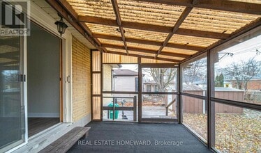 668 Harold Dr in Peterborough, ON - Building Photo - Building Photo