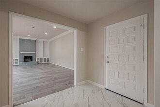 10811 Villa Lea Ln in Houston, TX - Foto de edificio - Building Photo