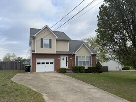 977 Roedeer Dr in Clarksville, TN - Building Photo