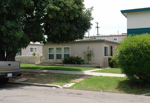 1065-1069 Missouri St Apartments