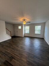 256 Old Woolen Mill Ln in Lexington, KY - Foto de edificio - Building Photo