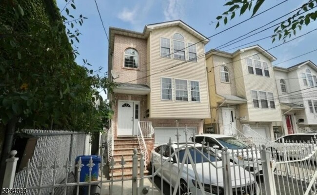 property at 268 Mt Pleasant Ave