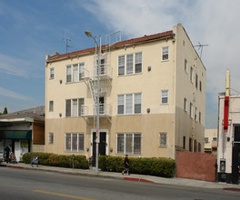 4715 Fountain Ave in Los Angeles, CA - Building Photo - Building Photo