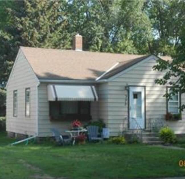 property at 333 Cleveland Ave E