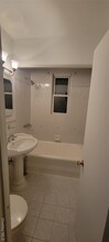 31-22 100th St in Queens, NY - Building Photo - Building Photo