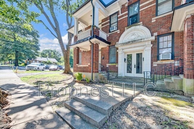 property at 1359 Linden Ave