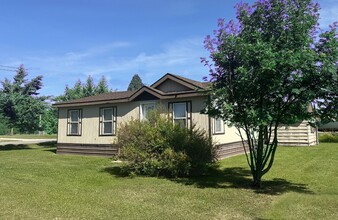 681 Scenic Dr in Kalispell, MT - Building Photo - Building Photo