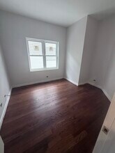 3842 N Newcastle Ave in Chicago, IL - Building Photo - Building Photo