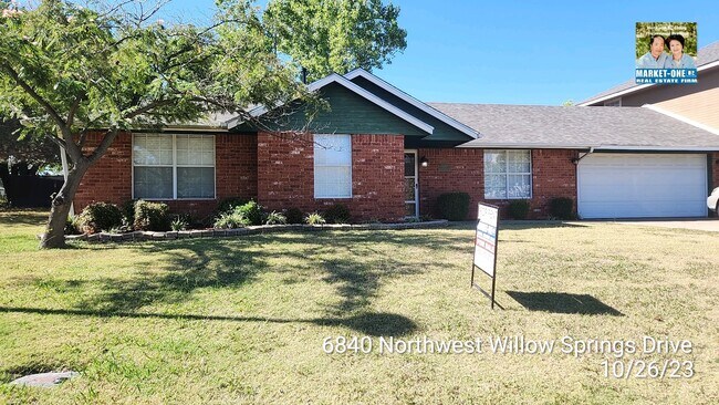 6840 NW Willow Springs Dr in Lawton, OK - Building Photo - Building Photo