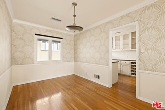 1344 N Crescent Heights Blvd in West Hollywood, CA - Building Photo - Building Photo