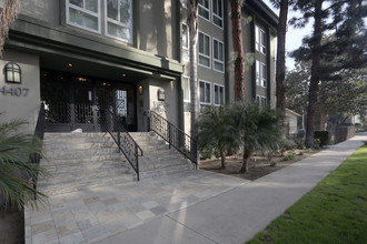 Francis Park Condominiums in Los Angeles, CA - Building Photo - Building Photo