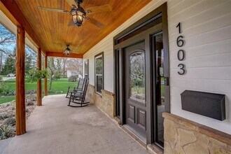 1603 Wilson St in Bastrop, TX - Building Photo - Building Photo