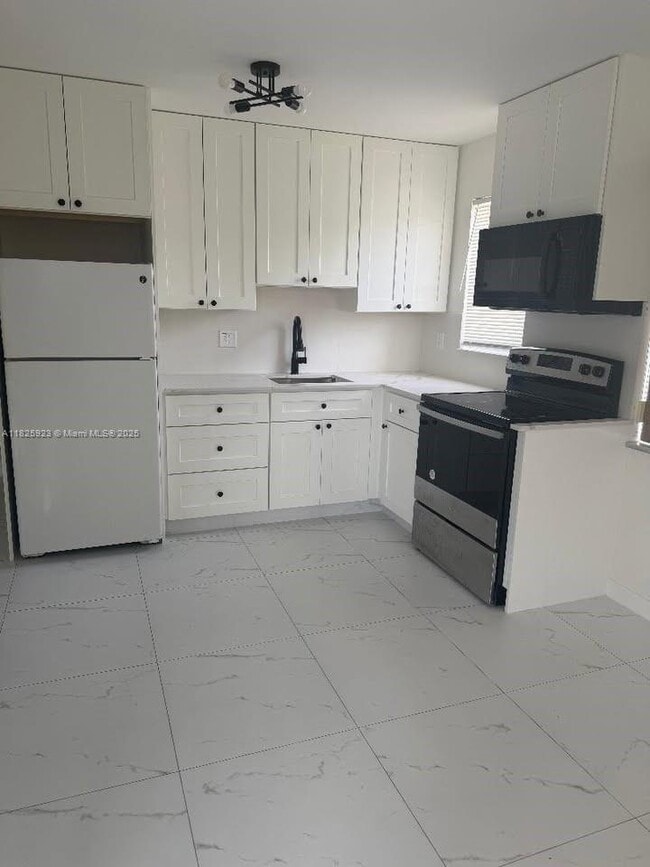 property at 722 NE 8th St