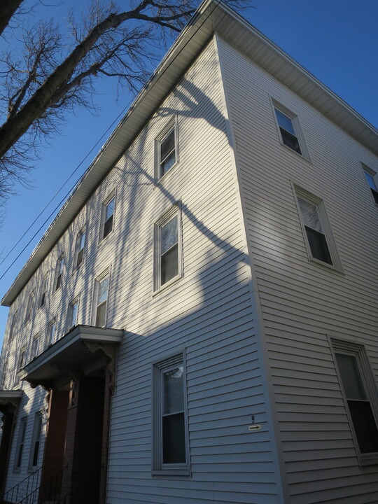 9 Bristol St, Unit 3 in Cambridge, MA - Building Photo