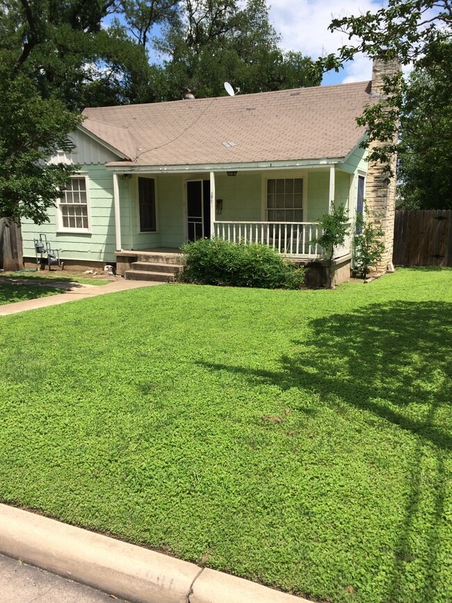 property at 3901 Willbert Rd