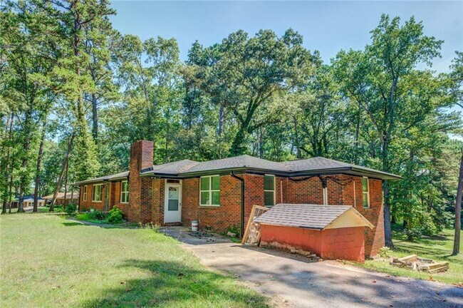 1288 Elva Dr SW in Atlanta, GA - Building Photo - Building Photo