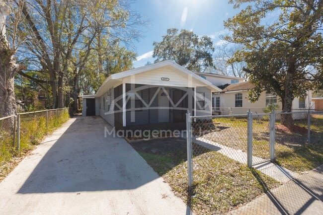 2092 Commonwealth Ave in Jacksonville, FL - Building Photo - Building Photo