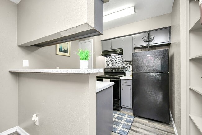 property at 12211 Fondren Rd
