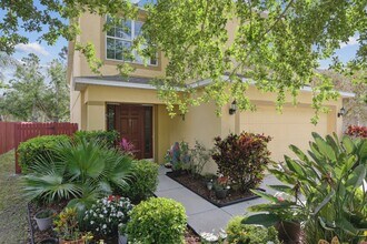 9703 33rd Ave E in Palmetto, FL - Foto de edificio - Building Photo
