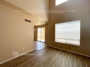 11411 W Yuma St, Unit 4-411 in Avondale, AZ - Foto de edificio - Building Photo