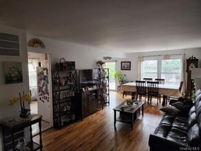 15-68 216th St in Queens, NY - Building Photo - Building Photo