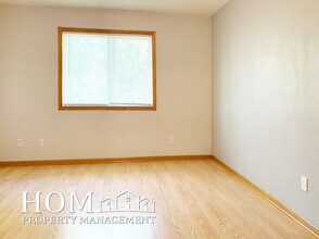 624 Tanager Path in Mankato, MN - Building Photo - Building Photo