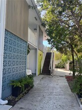 6805 SW 88th St in Pinecrest, FL - Building Photo - Building Photo