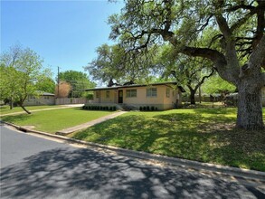 4405 Terrilance Dr in Austin, TX - Building Photo - Building Photo