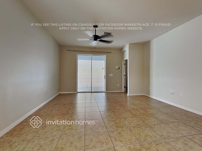 3726 Grecko Dr, Unit 1300-105 in Wesley Chapel, FL - Foto de edificio - Building Photo