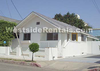 735 8th St in Hermosa Beach, CA - Foto de edificio - Building Photo