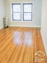 516 W Cornelia Ave, Unit 120 in Chicago, IL - Building Photo - Building Photo