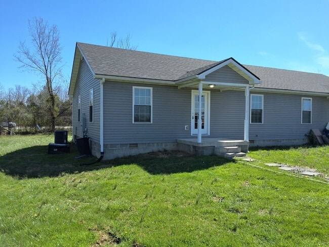 1600 Morrison Rd in Big Clifty, KY - Building Photo - Building Photo